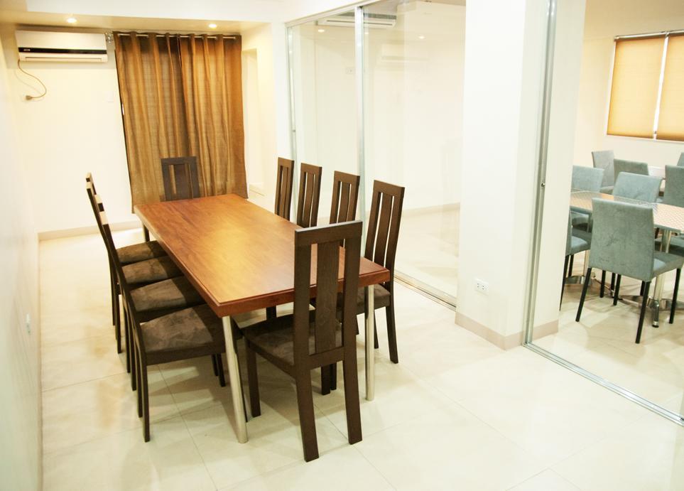 M Suites Hotel Makati City Екстериор снимка